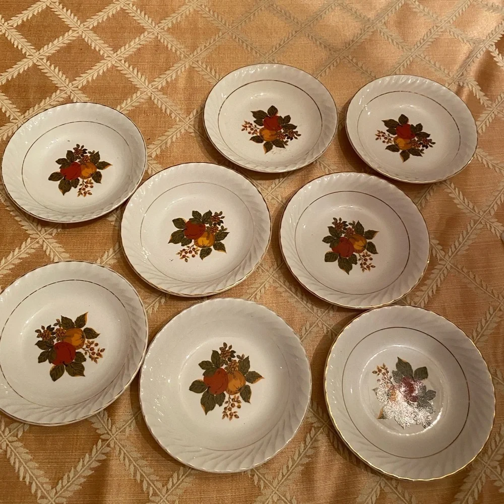 Wedgwood English Harvest Bowl set of 8